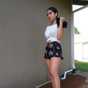 Meet your Posher, Ale